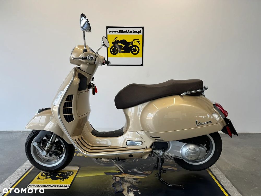 Vespa GTS - 2