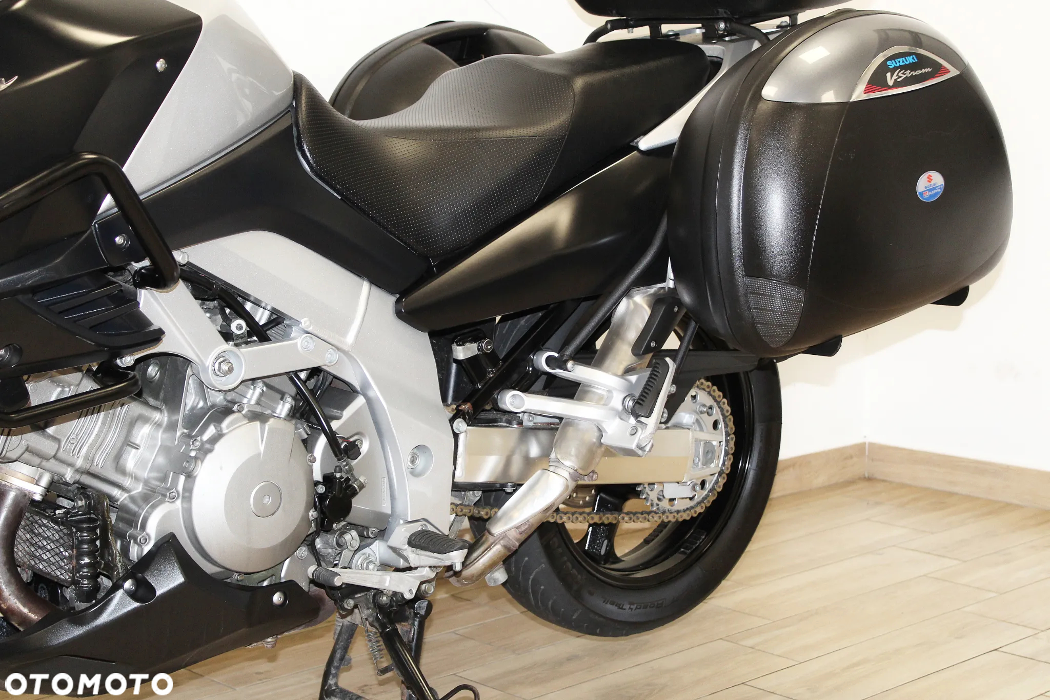 Suzuki V-STROM - 13
