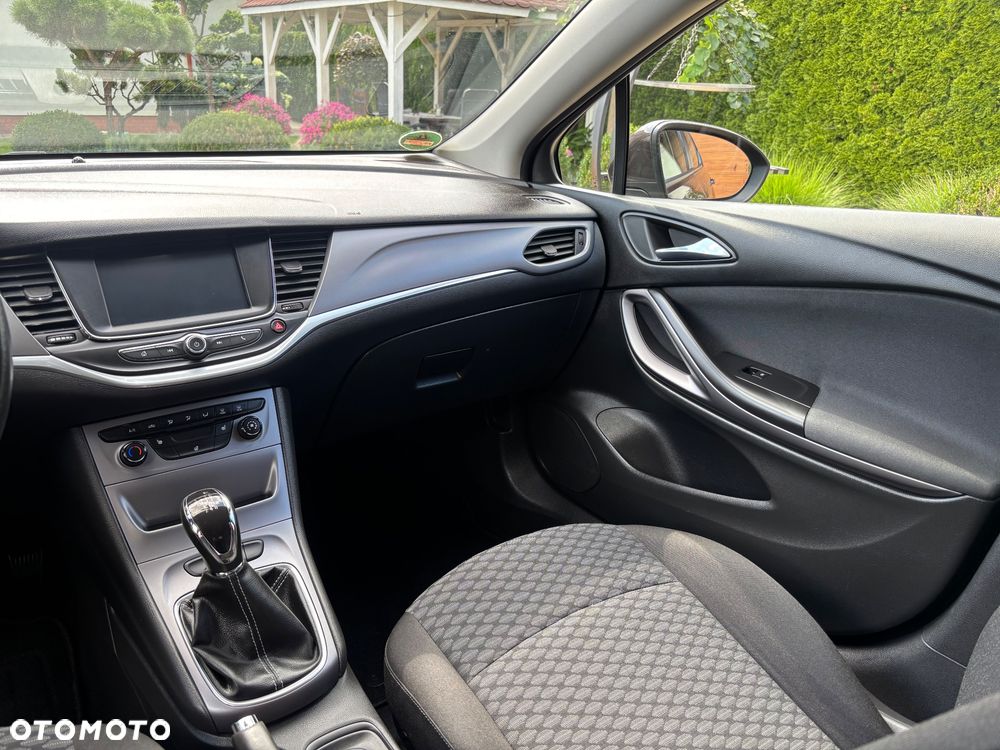 Opel Astra 1.4 Turbo Edition - 19