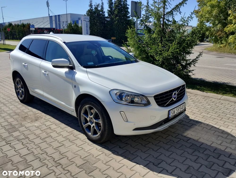 Volvo XC 60 D3 Drive-E Ocean Race - 1
