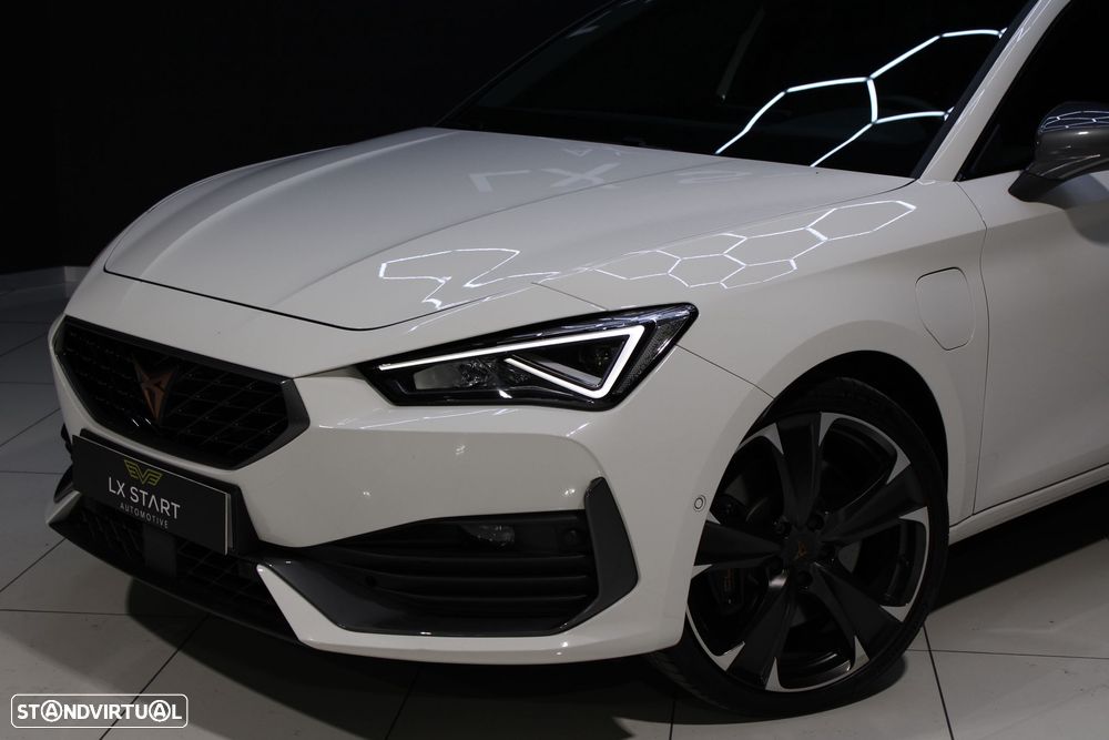 Cupra Leon Sportstourer 1.4 e-Hybrid (180 kW System) VZ - 2