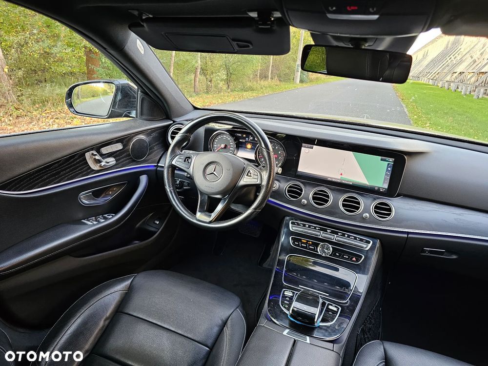 Mercedes-Benz Klasa E 200 9G-TRONIC - 12