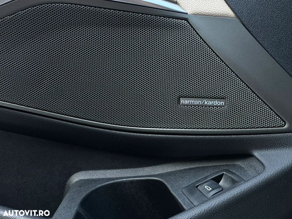 BMW Seria 3 330i AT M Sport - 24