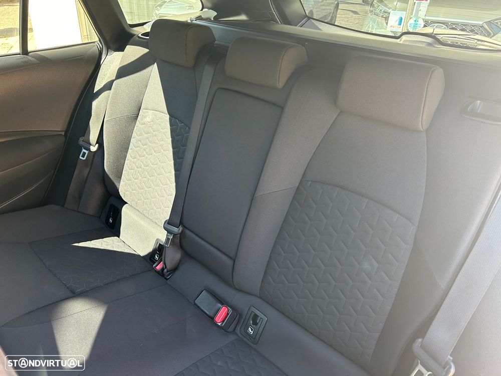 Toyota Corolla Touring Sports 1.8 Hybrid Comfort - 14