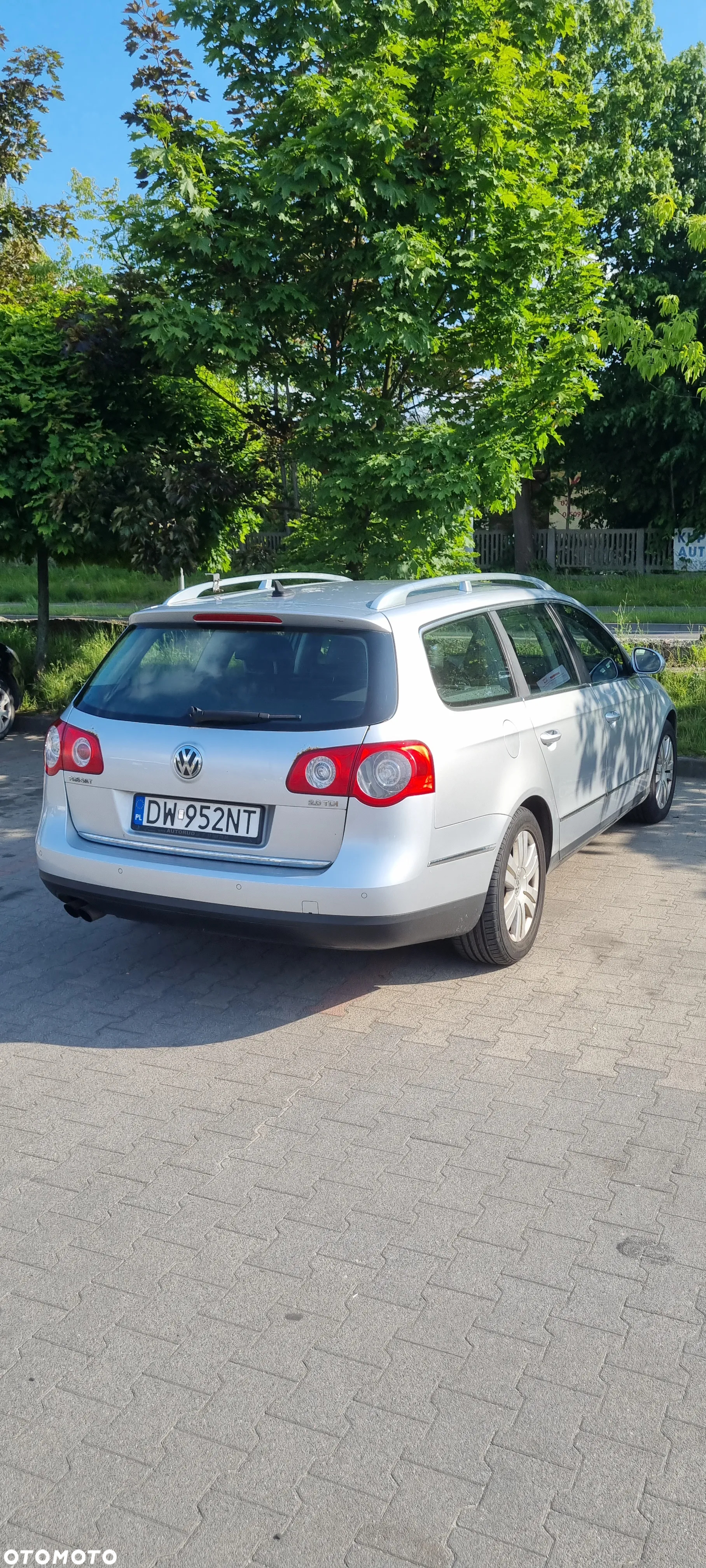 Volkswagen Passat 2.0 TDI DPF Highline - 4