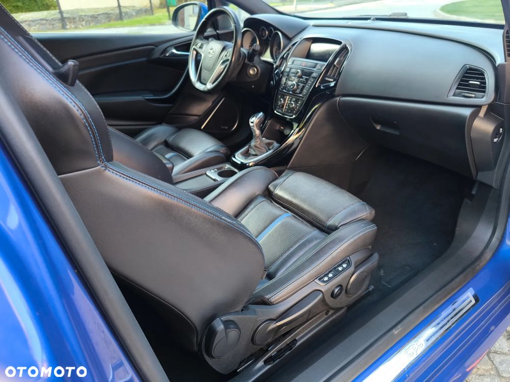 Opel Astra OPC Start/Stop - 15