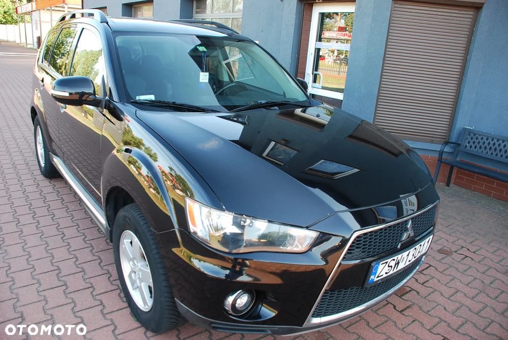 Mitsubishi Outlander 2.0 Intense NAVI 2WD EU5 CVT - 11