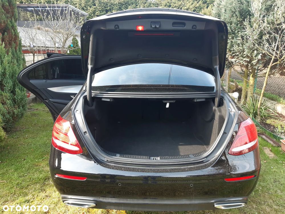 Mercedes-Benz Klasa E 200 d 9G-TRONIC - 5