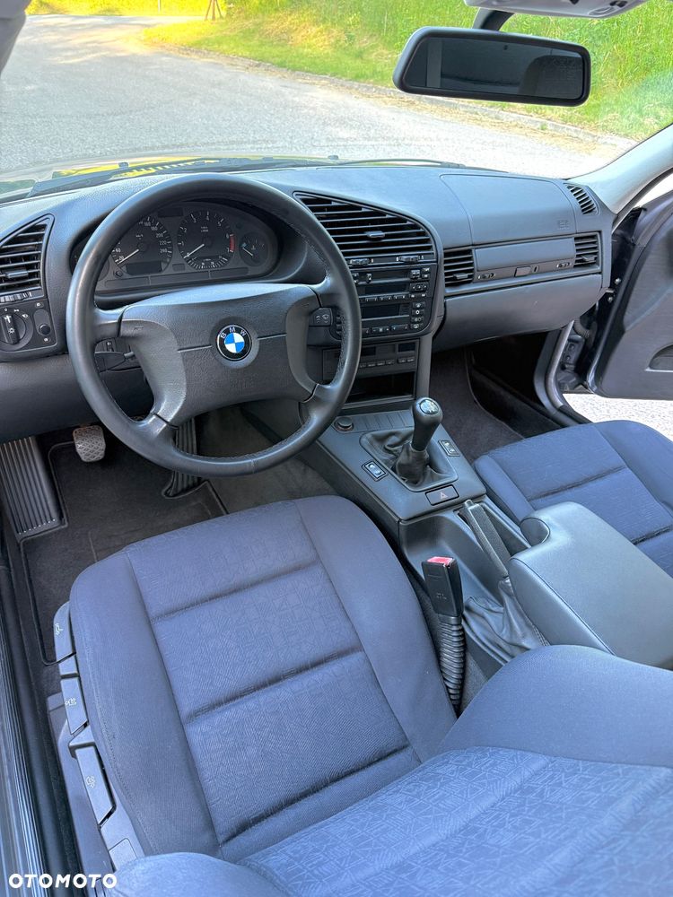 BMW Seria 3 316i - 18