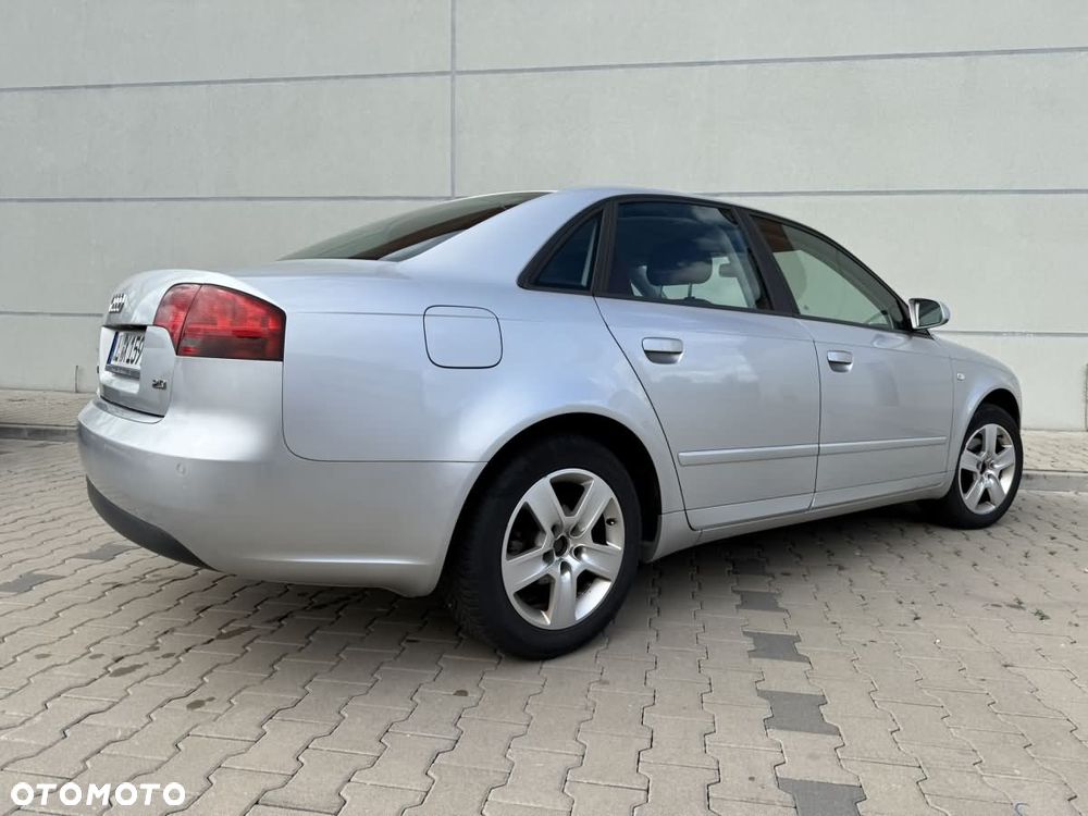 Audi A4 Limousine 2 - 4