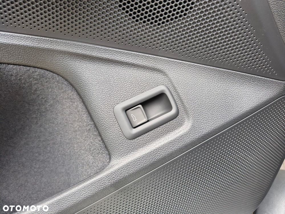 Skoda Superb 2.0 TDI SCR 4x4 L&K DSG - 25