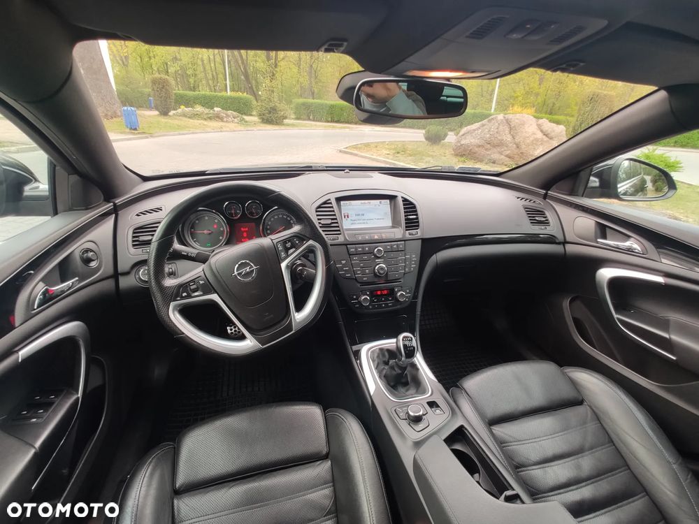 Opel Insignia 2.0 CDTI - 12