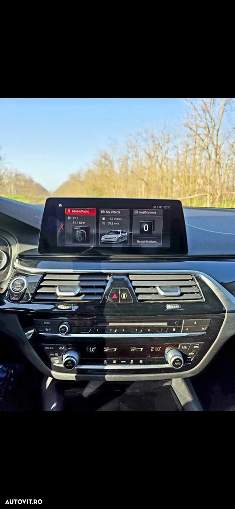 BMW Seria 5 518d Aut. Luxury Line - 10