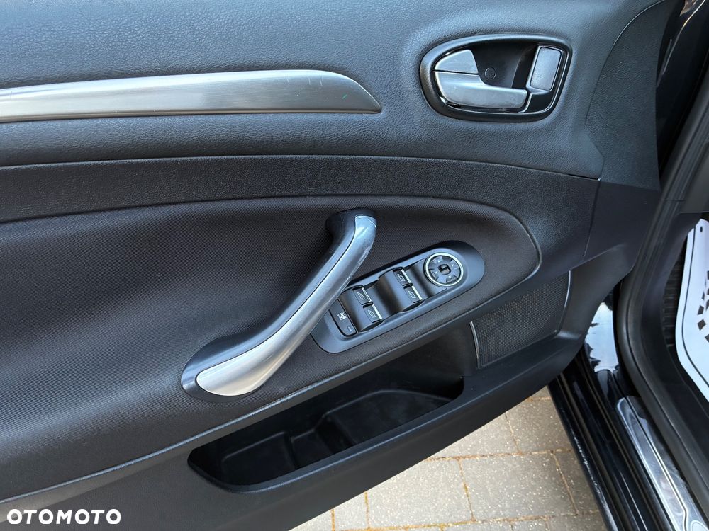 Ford Fiesta 1.6 Titanium - 8