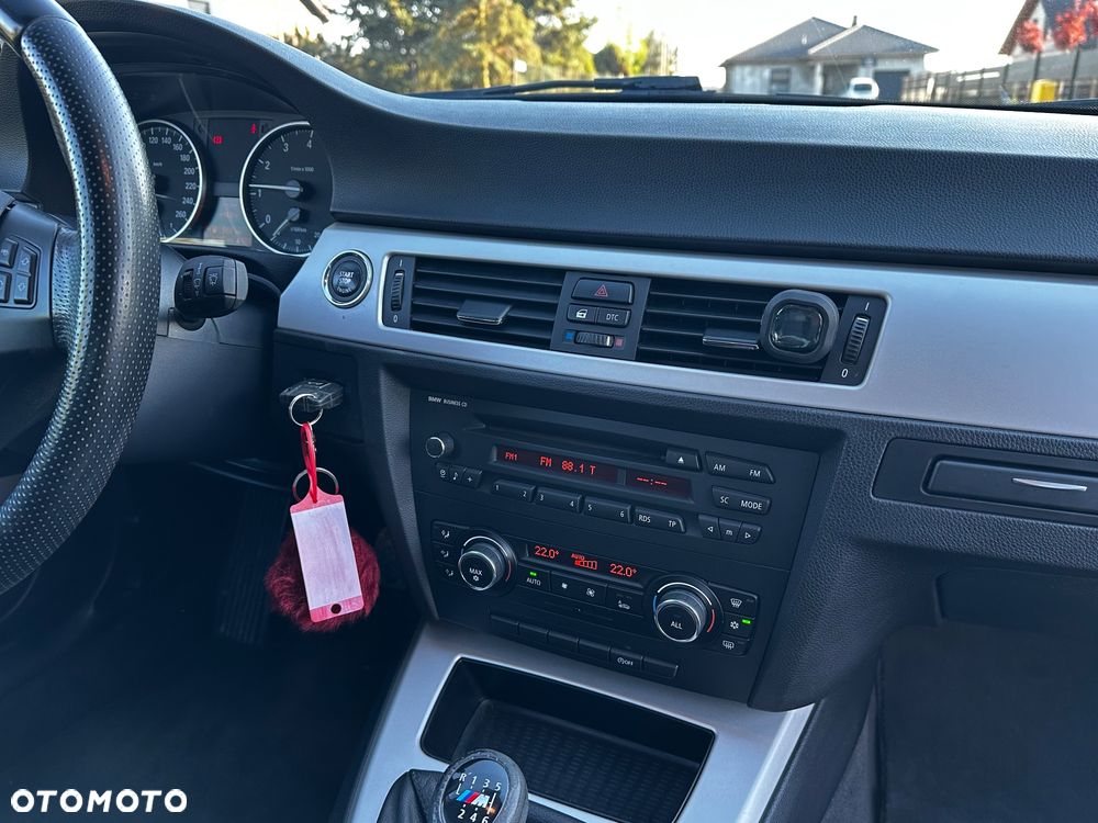 BMW Seria 3 - 24