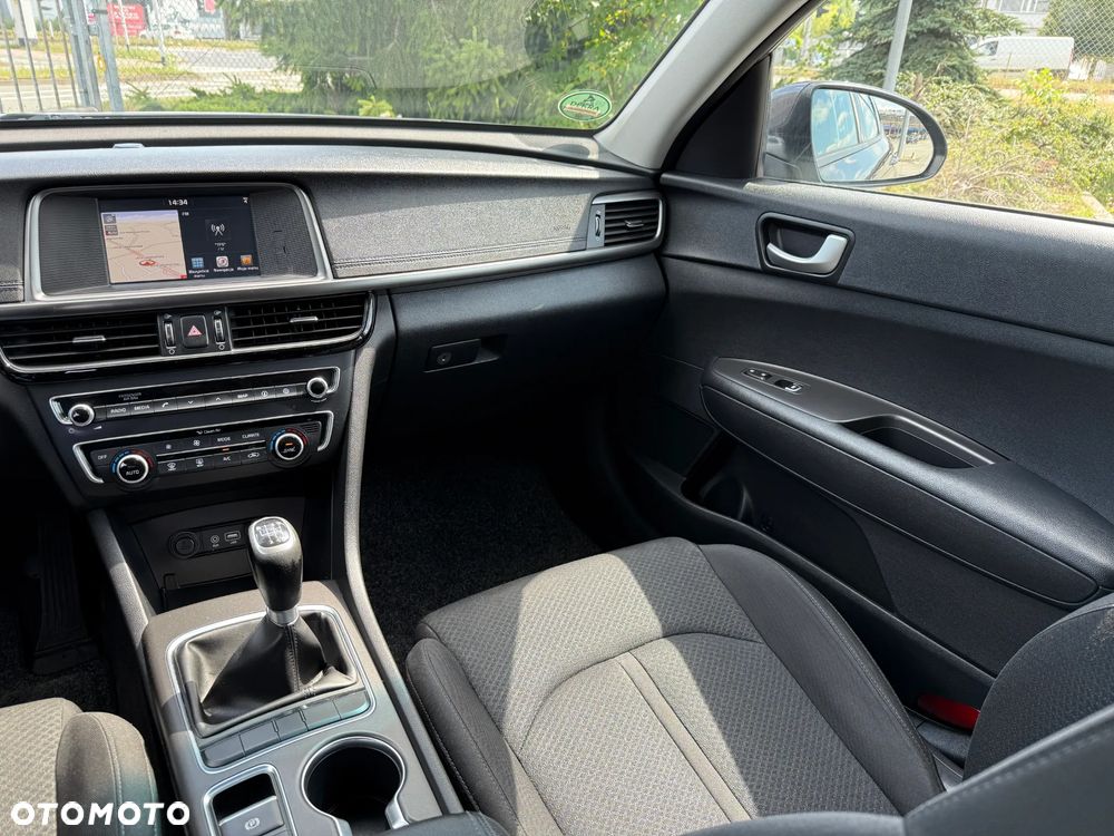 Kia Optima - 25