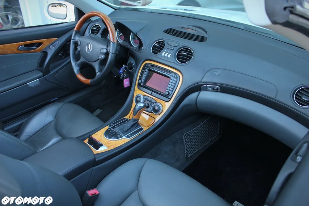 Mercedes-Benz SL 500 - 28