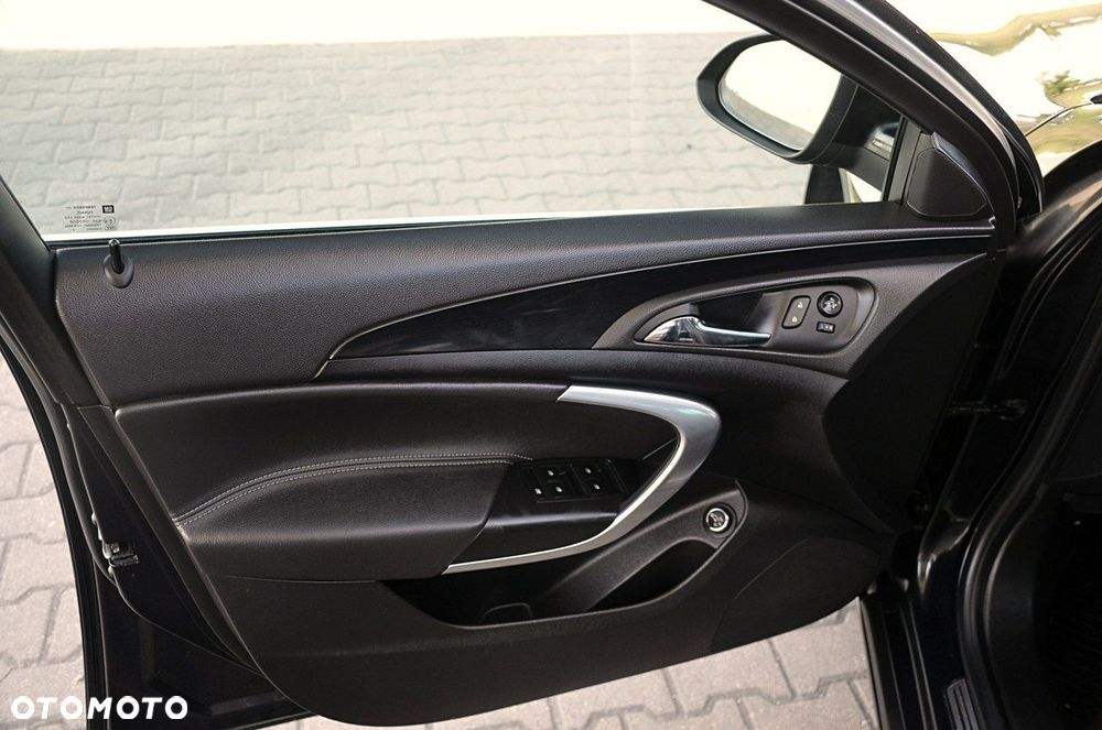 Opel Insignia - 15