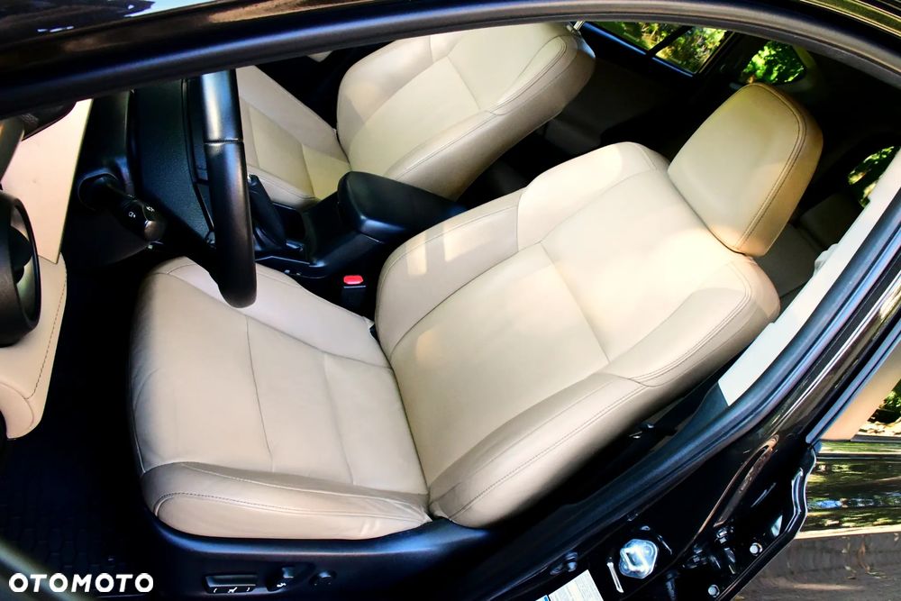 Toyota RAV4 2.0 D-4D 4x4 Executive - 15