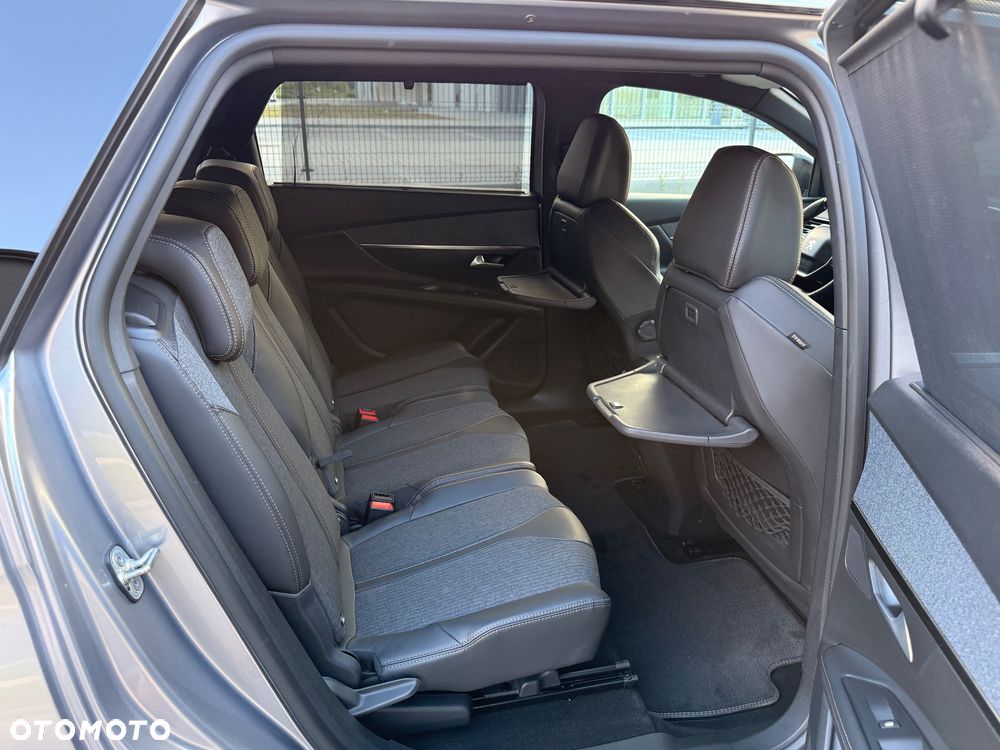 Peugeot 5008 - 28