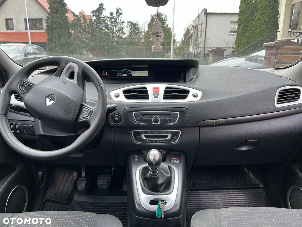 Renault Scenic - 7