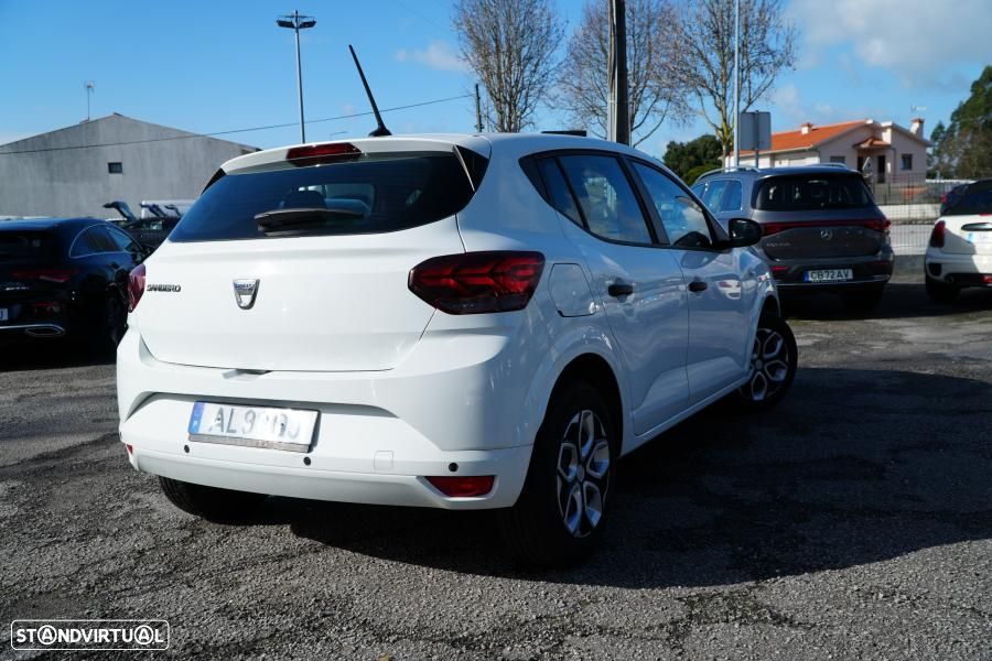 Dacia Sandero 1.0 SCe Essential - 4