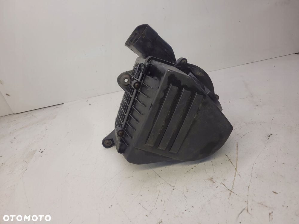 OBUDOWA FILTRA POWIETRZA AUDI A1 8X VW 6R0129601C - 7