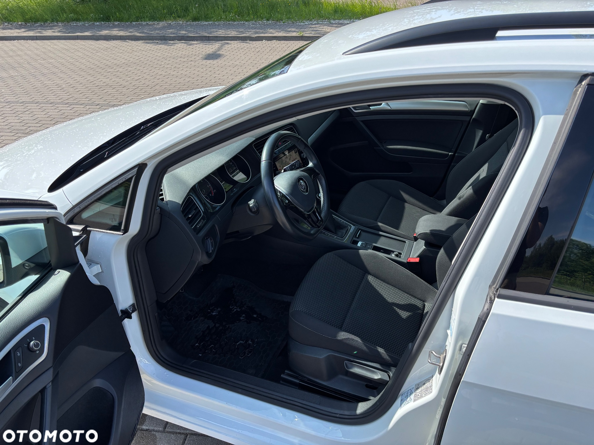 Volkswagen Golf VII 1.6 TDI BMT Trendline - 9