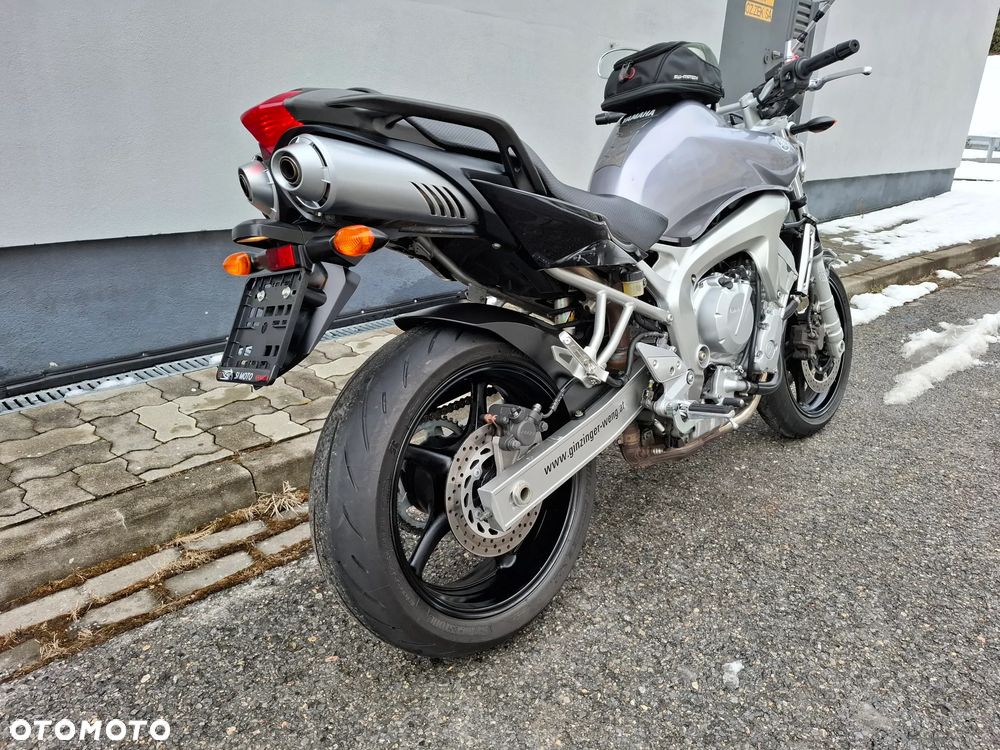 Yamaha FZ6 - 10