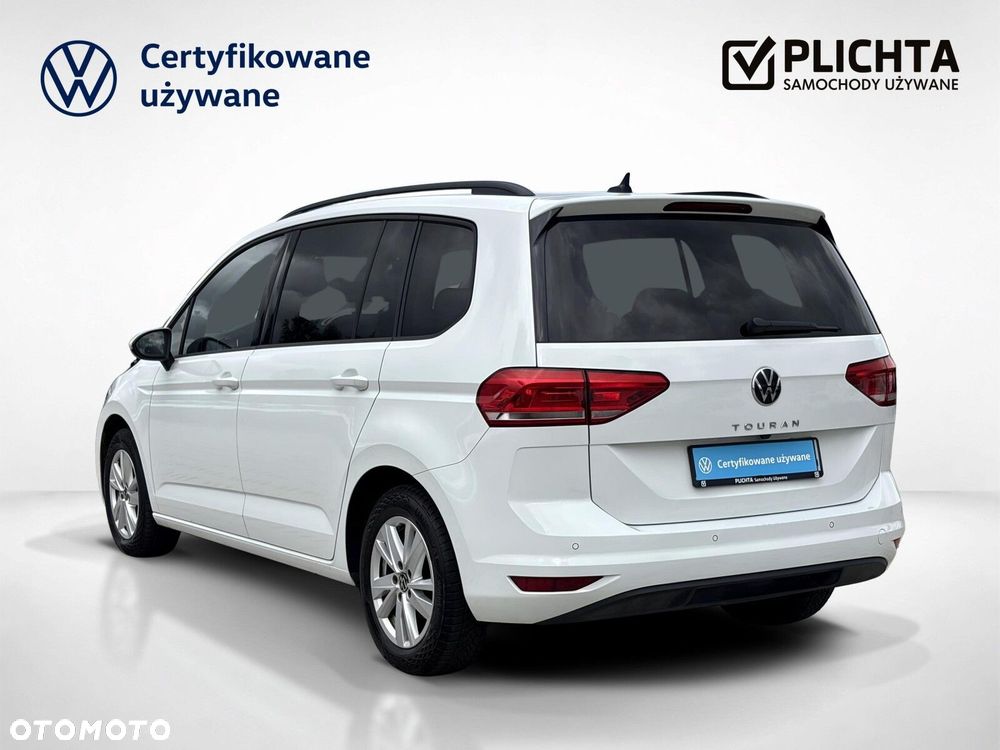 Volkswagen Touran - 4