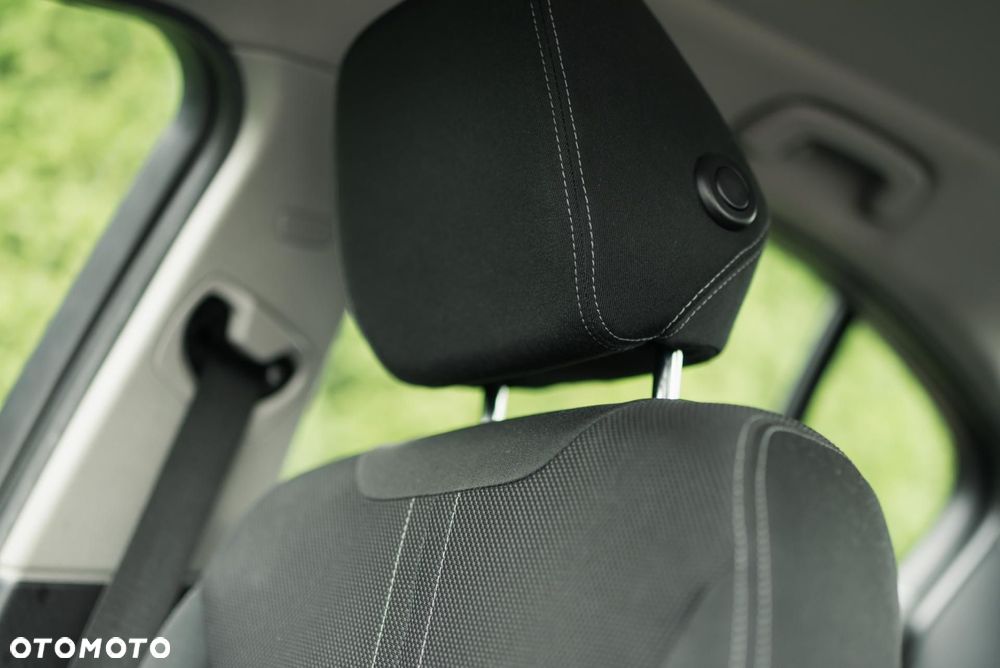 BMW Seria 3 - 29