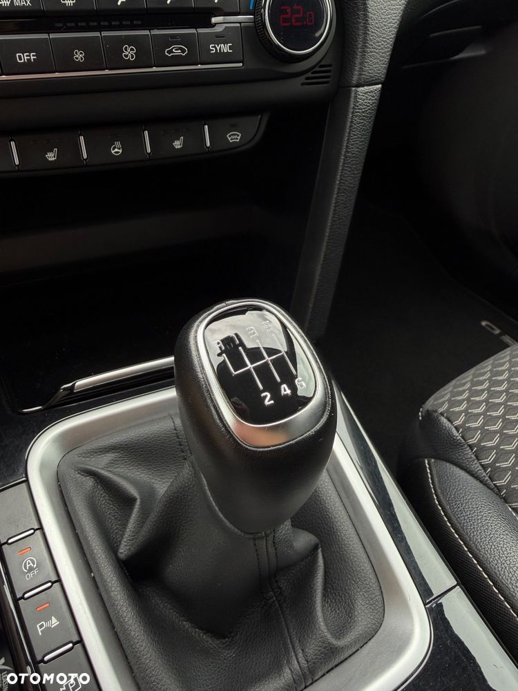 Kia Ceed 1.5 T-GDI Business Line - 21