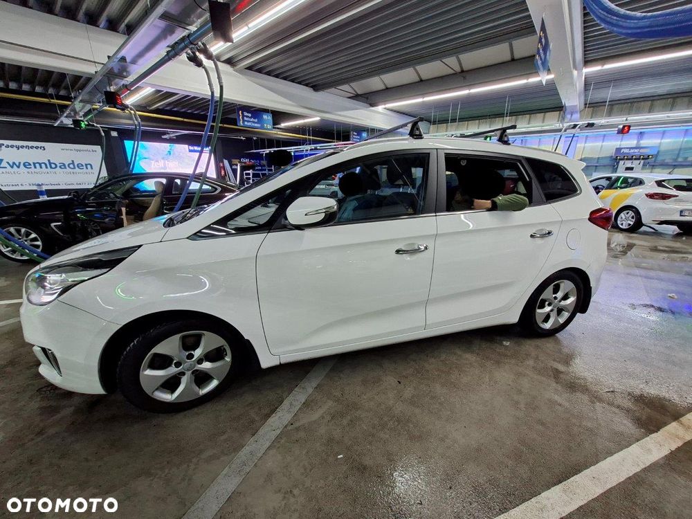 Kia Carens 1.7 CRDi L 7os - 1