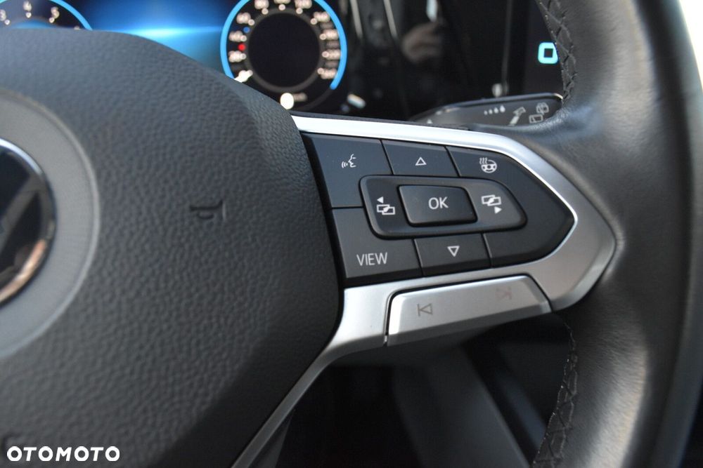 Volkswagen Golf Variant - 15