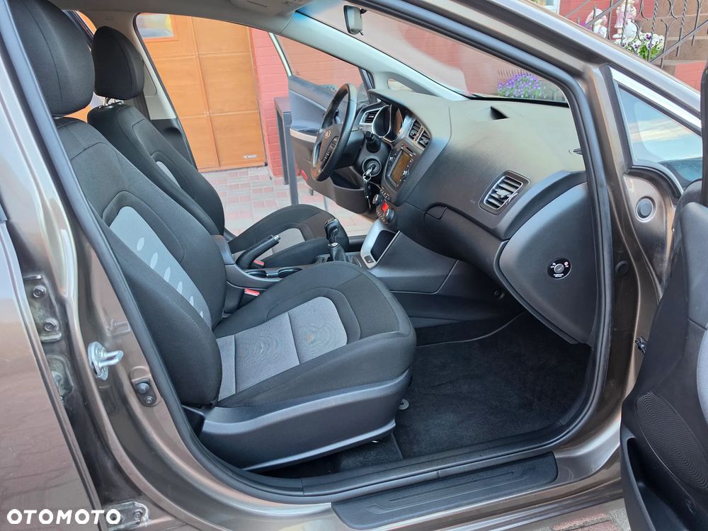 Kia Ceed 1.6 CRDi 128 ISG Spirit - 20