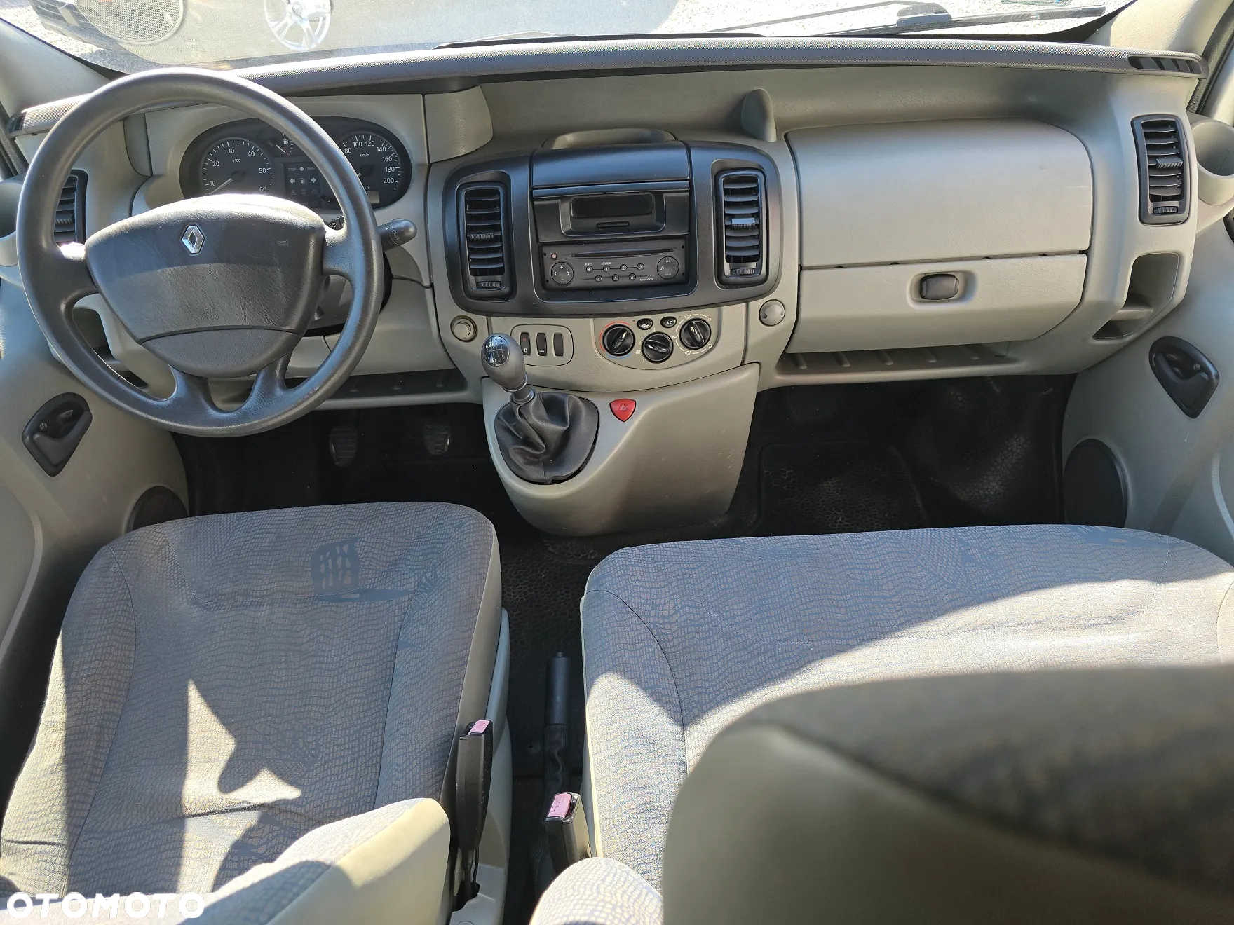 Renault Trafic dCi L2H1 - 13