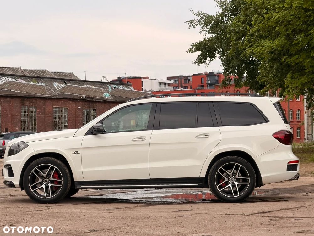 Mercedes-Benz GL 63 AMG - 26