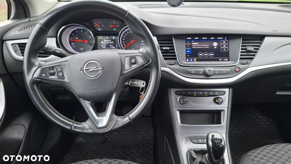 Opel Astra 1.2 T Edition S&S - 10