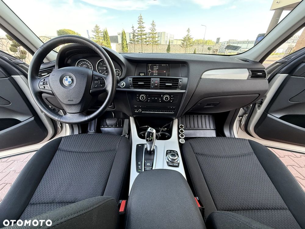 BMW X3 xDrive20d - 9