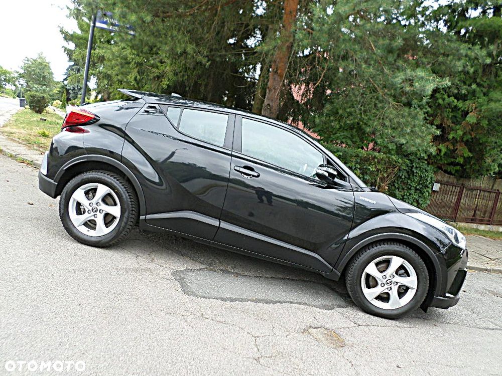 Toyota C-HR Club - 33