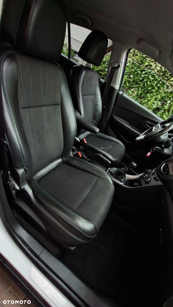 Chevrolet Trax 1.4T AWD LT - 19
