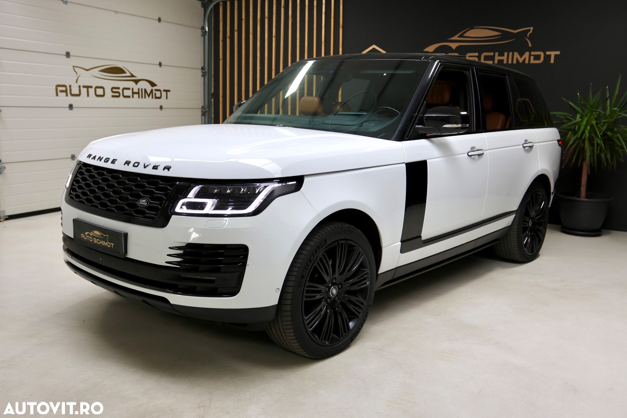 Land Rover Range Rover Vogue - 1