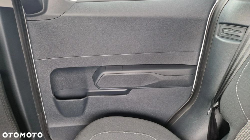 Ford Nowy Courier - 12