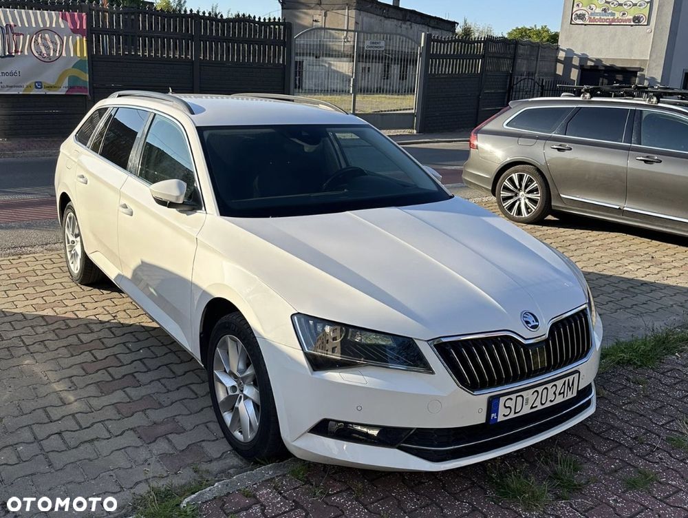 Skoda Superb 1.6 TDI DSG Active - 1