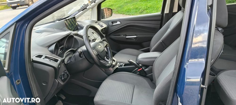 Ford Grand C-Max 2.0 TDCi Powershift Titanium - 11