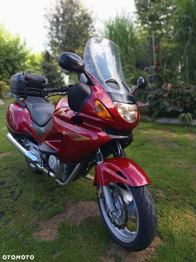 Honda NTV - 9