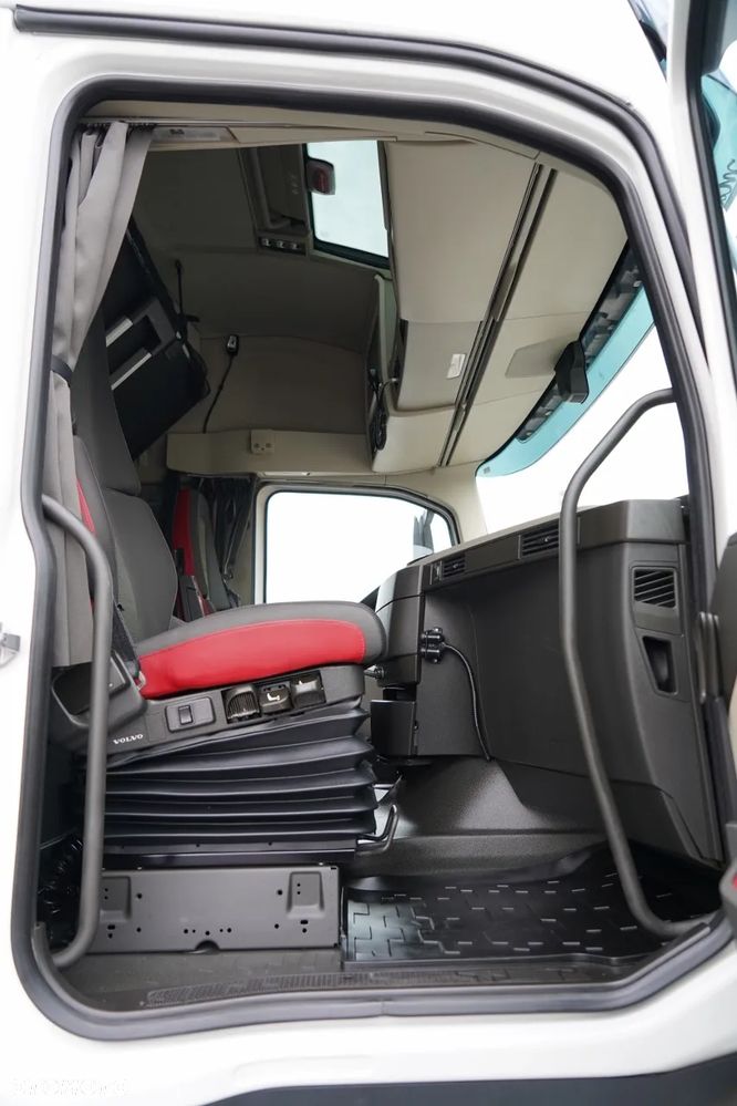 Volvo FH 460 / LOWDECK / MEGA / I-SHIFT - 35