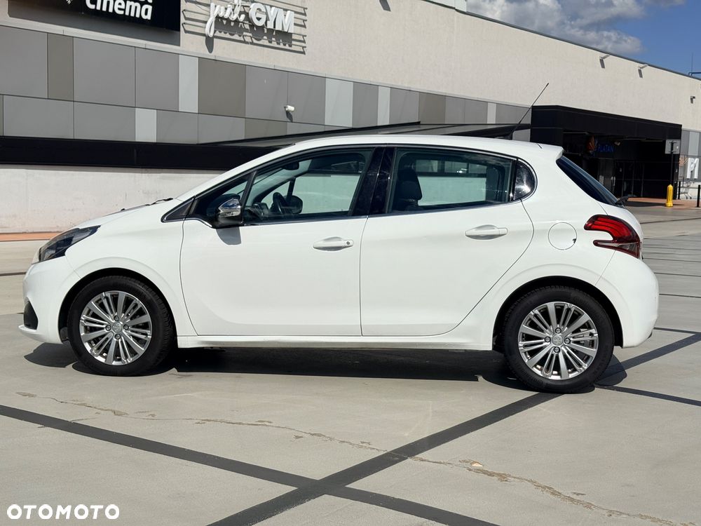Peugeot 208 1.2 PureTech Allure S&S - 4