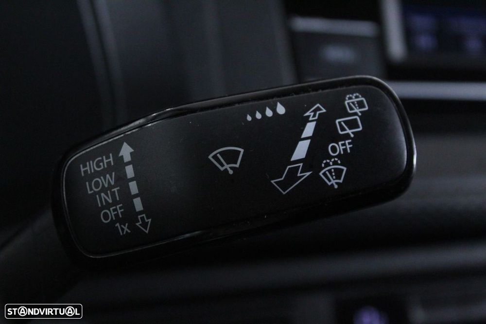 VW Caravelle 2.0 TDI L.Comfortline - 25