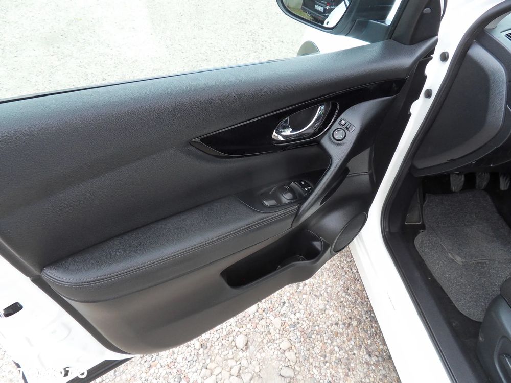 Nissan Qashqai 1.6 DCi Tekna+ - 12